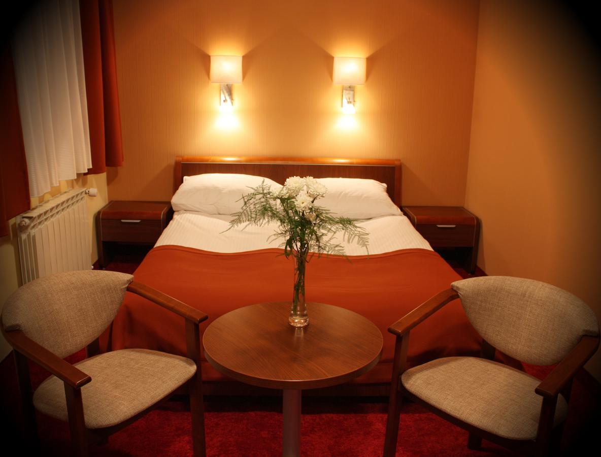 Motel Impresja Borek Wielkopolski Zimmer foto